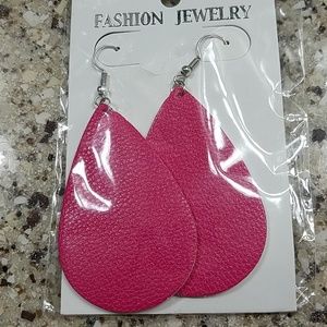New in package! Pink Earrings